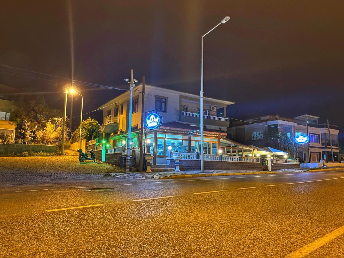 Soezer Otel Айвалык Экстерьер фото