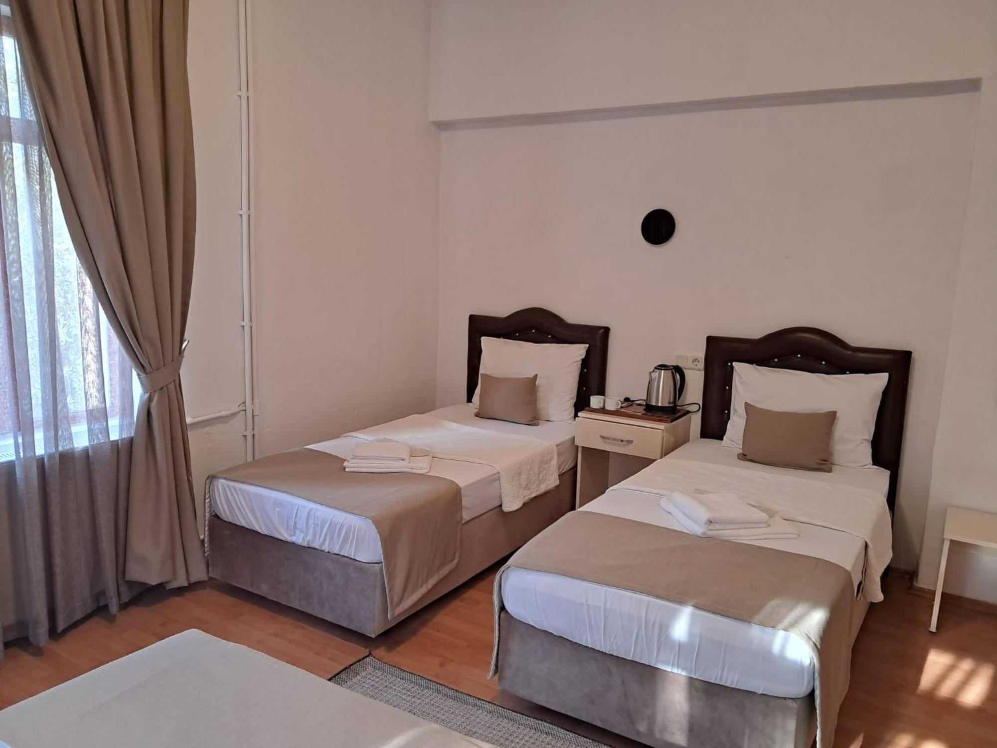 Soezer Otel Айвалык Экстерьер фото