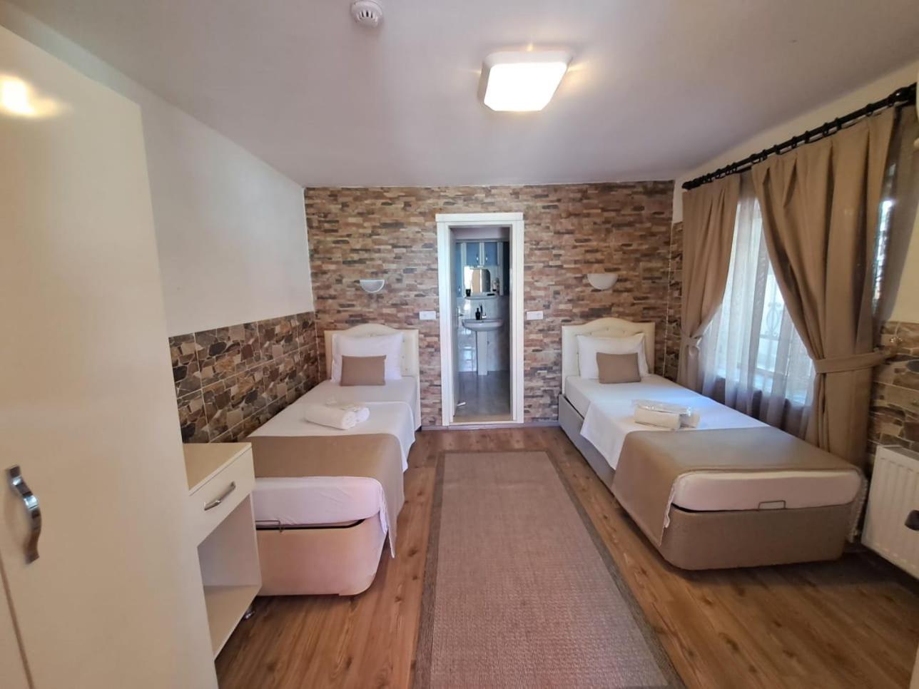 Soezer Otel Айвалык Экстерьер фото